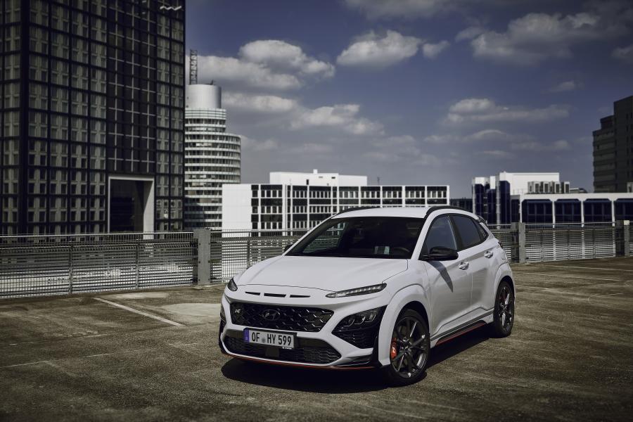  Hyundai Kona N (OS) 2021 года  (WW) (фото 8 из 29)